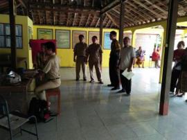 DISDUKCAPIL KABUPATEN GUNUNGKIDUL DATANGI PENYANDANG DISABILITAS UNTUK REKAM KTP-EL