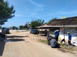 Pemasangan Jalur Rambu Evakuasi Bencana di Pantai Krakal