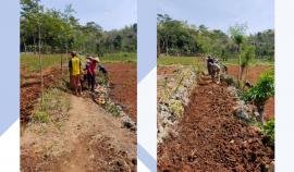 Kerja Bakti Perbaikan Talud  dan Normalisasi Jalan Kruwo